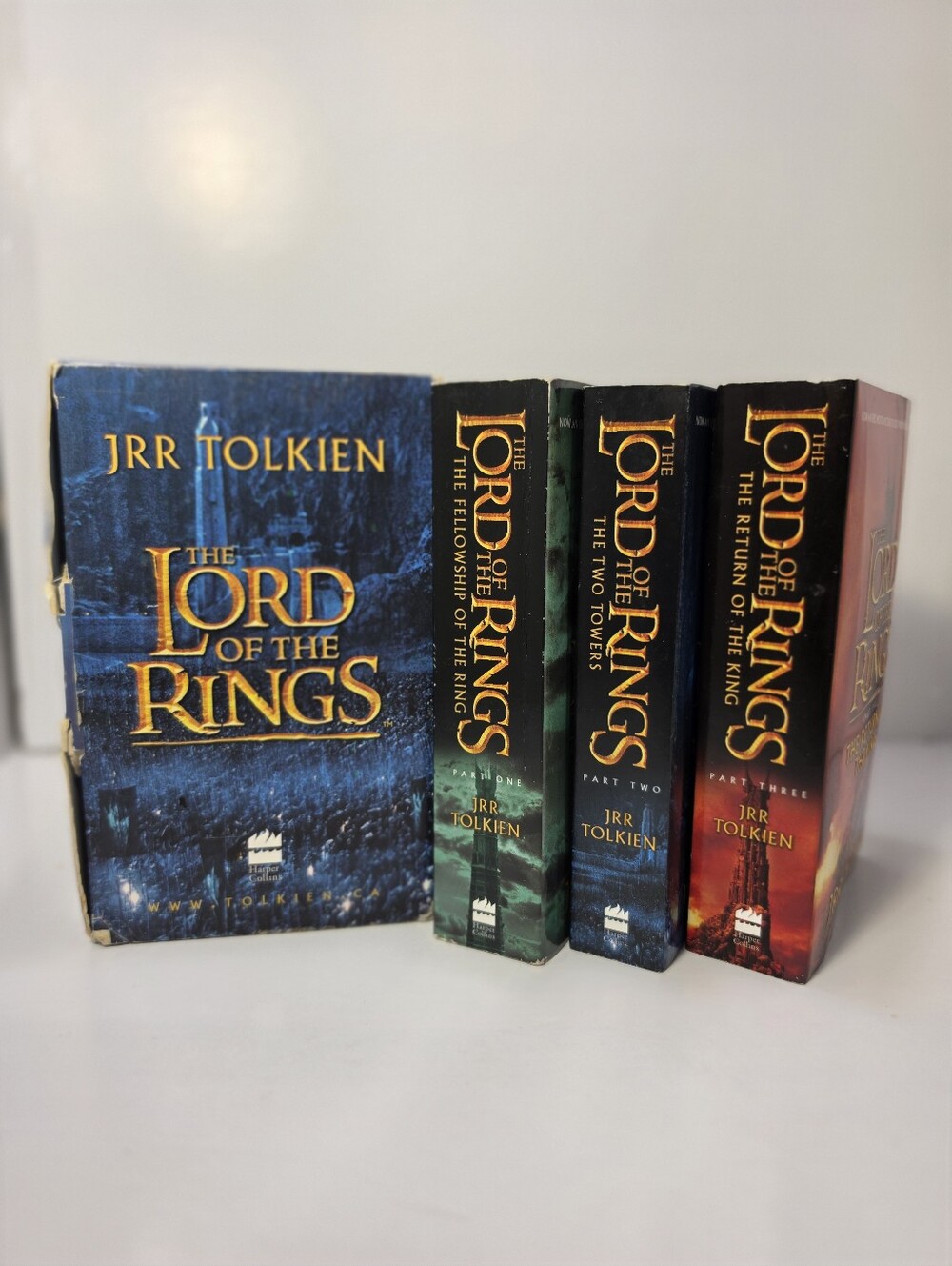 LORD OF THE RINGS, The 2002 HarperCollins 3-Book Boxed-Set w/ Rare cinema Covers